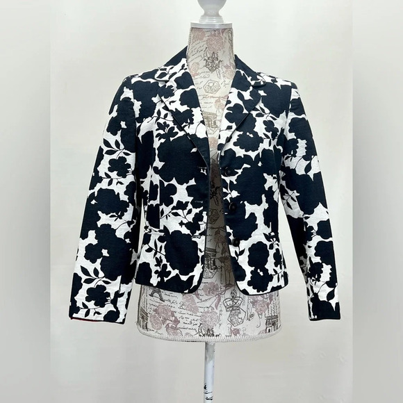 RENA ROWEN Black and white abstract floral crop blazer size 10P. - Picture 2 of 13